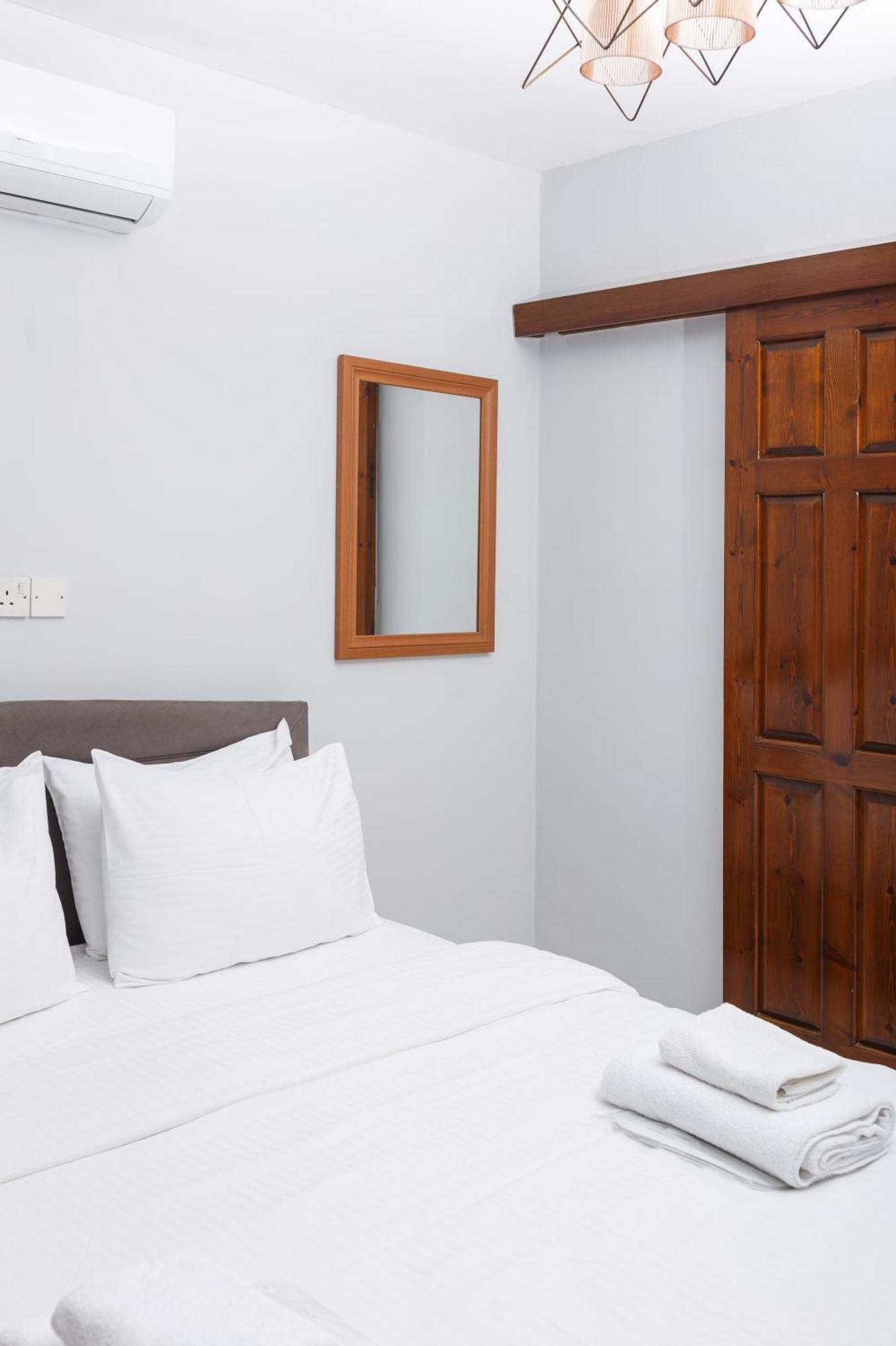 Homelike Guest House Kyrenia  Habitación foto