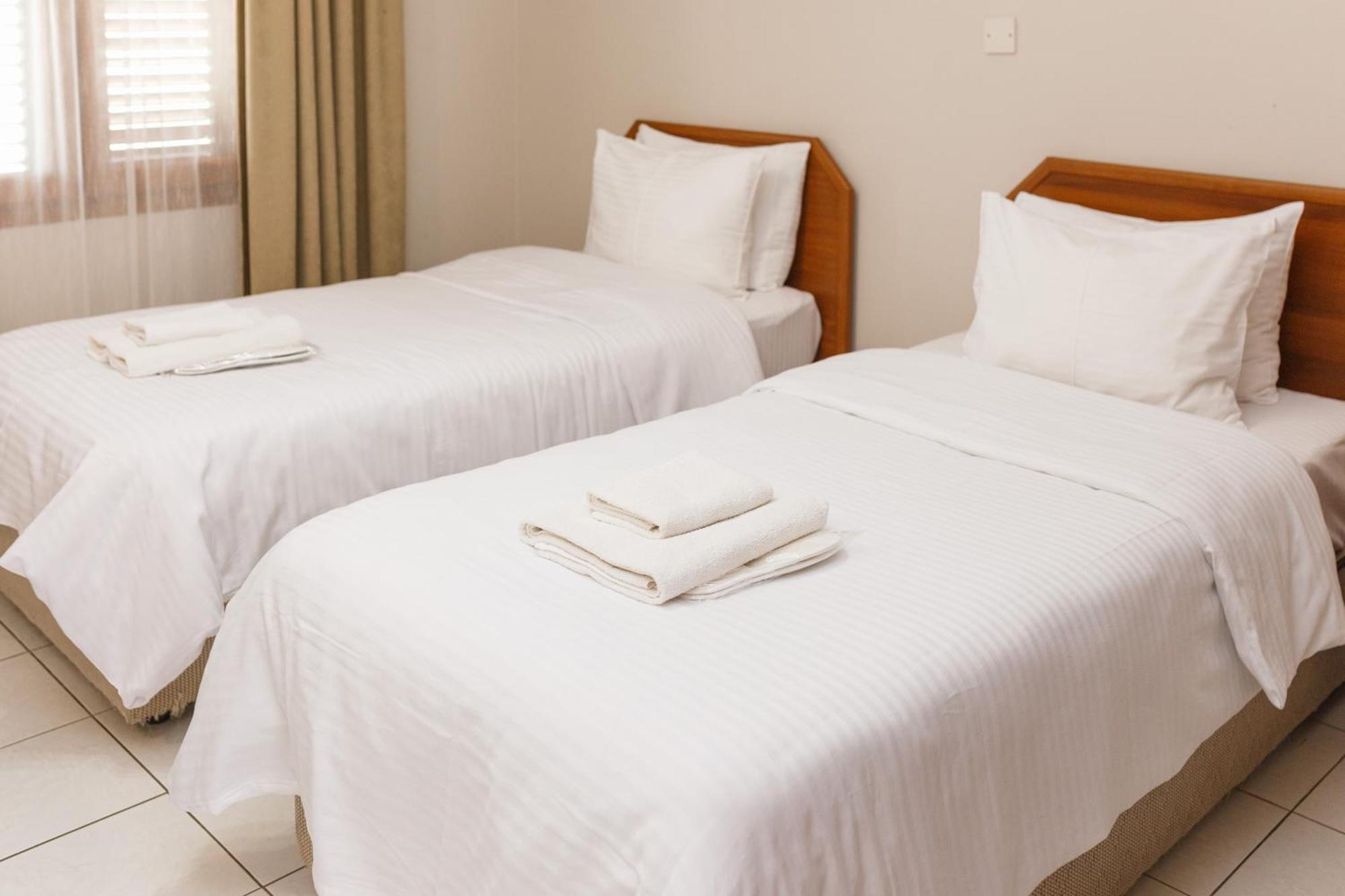Homelike Guest House Kyrenia  Habitación foto